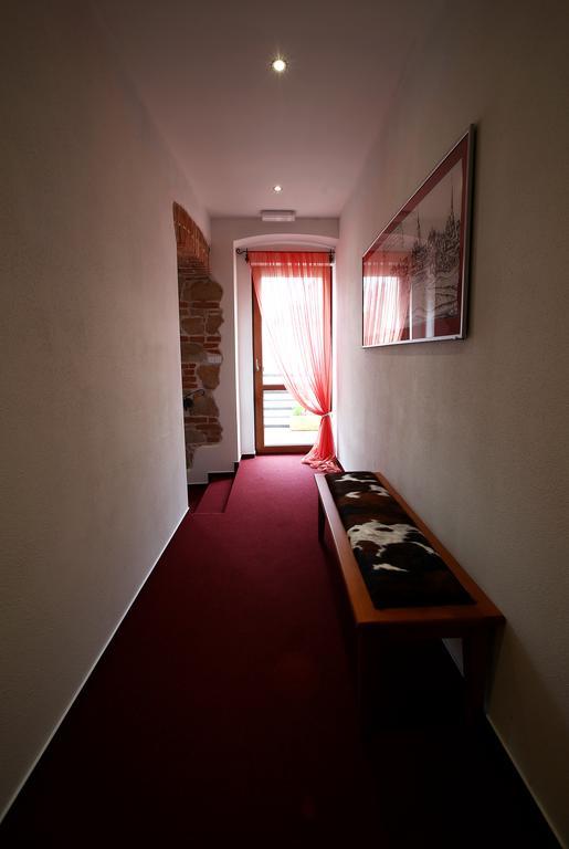 Apartments & Suites Zluta Hruska Plzeň Exteriör bild