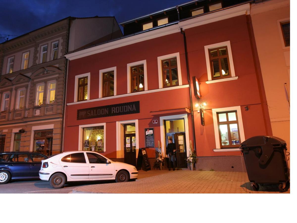 Apartments & Suites Zluta Hruska Plzeň Exteriör bild